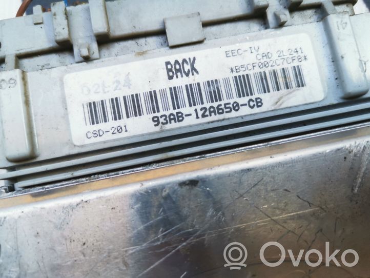 Ford Escort Calculateur moteur ECU 93AB12A650CB