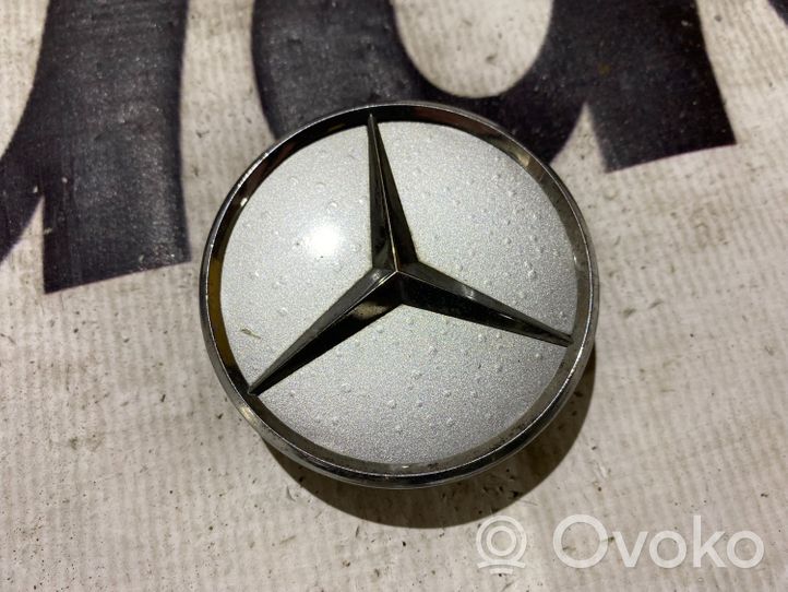 Mercedes-Benz E W213 Dekielki / Kapsle oryginalne a2204000125