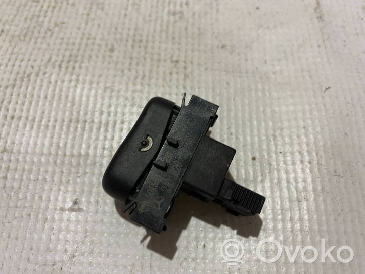 Mercedes-Benz E W210 Headlight wiper switch 2108202210