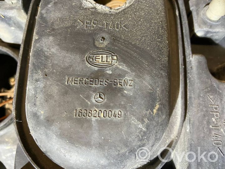 Mercedes-Benz ML W163 Guardapolvo de faro delantero/faro principal 1638200049