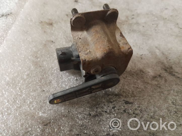 Mercedes-Benz E W211 Sensore di livello faro/fanale a0105427717