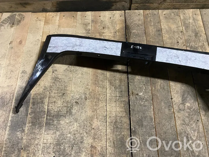 Mercedes-Benz E W211 Rivestimento di protezione sottoporta del bagagliaio/baule a2116900641