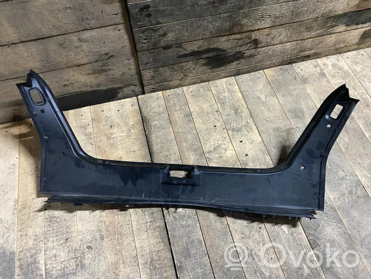 Mercedes-Benz E W211 Rivestimento di protezione sottoporta del bagagliaio/baule a2116900641