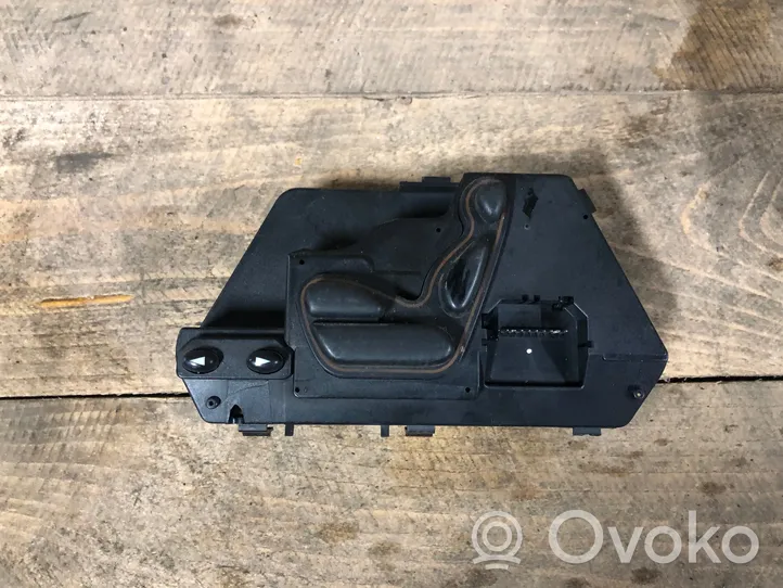 Mercedes-Benz S W220 Seat control switch 2208214651