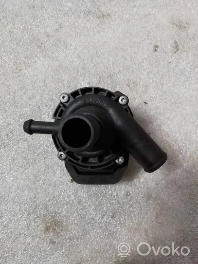 Mercedes-Benz E W212 Pompe à eau de liquide de refroidissement A2118350028