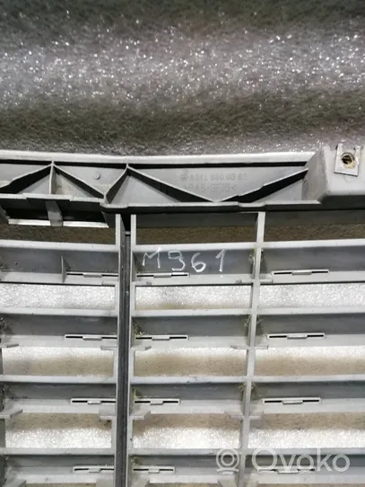 Mercedes-Benz E W211 Grille de calandre avant A2118800383