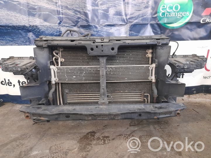 Volkswagen Touareg I Set del radiatore 7L0121203B