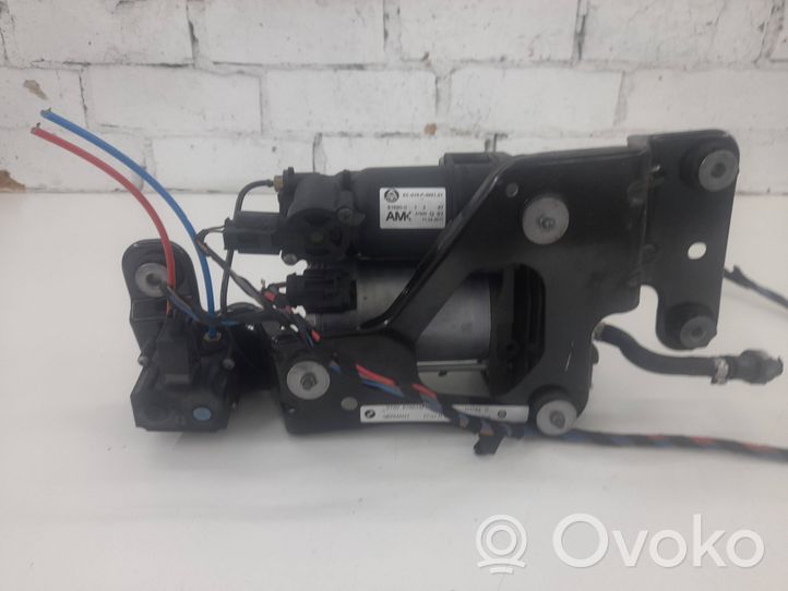 BMW X5 E70 Compresseur / pompe à suspension pneumatique ES015P000101