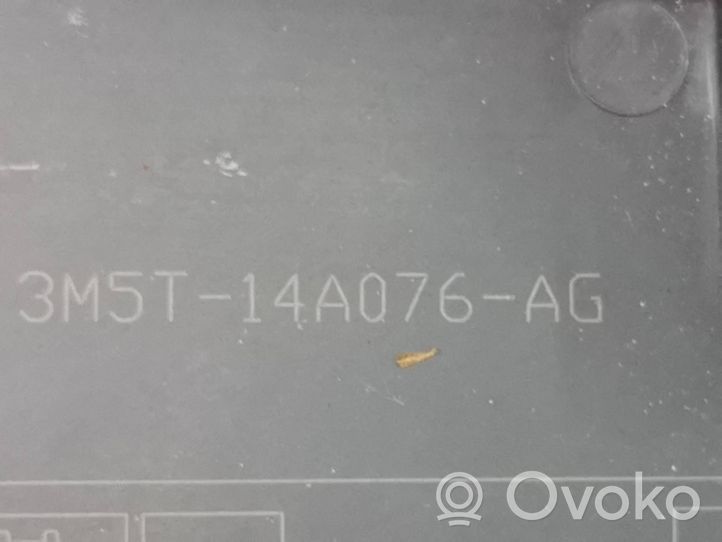 Ford Kuga I Module de fusibles 3M5T14A076AG