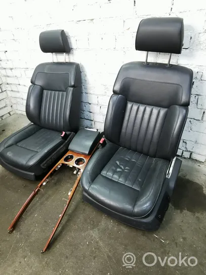 Volkswagen Phaeton Conjunto de molduras de la puertas y los asientos 