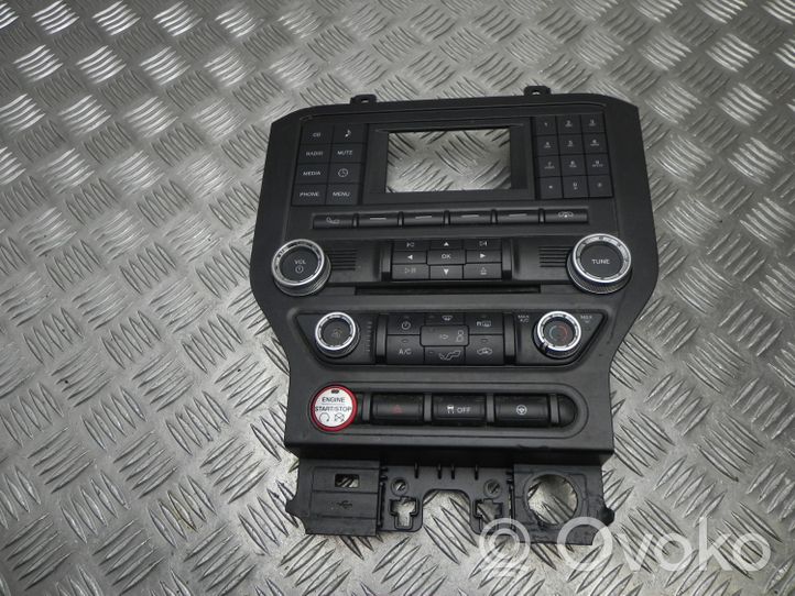 Ford Mustang VI Climate control unit FR3T18E243BF