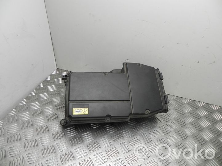 Mercedes-Benz C AMG W204 Scatola del filtro dell’aria A2710900901