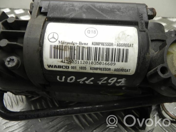 Mercedes-Benz E W211 Ilmajousituksen kompressoripumppu WABCO443020