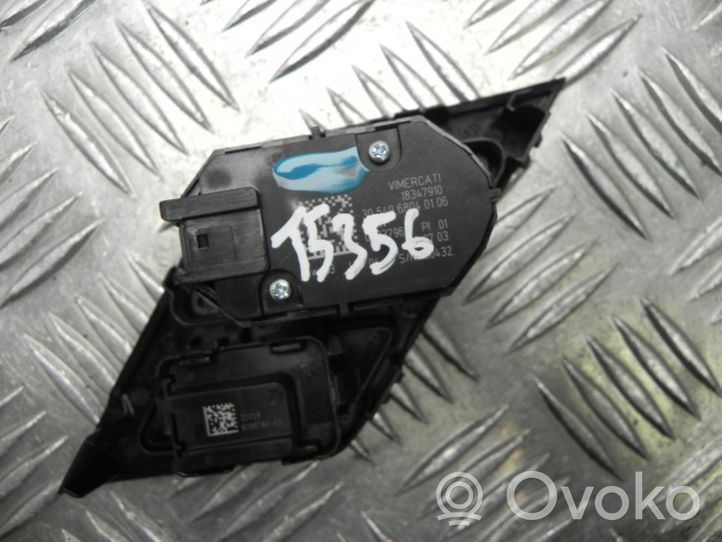 BMW X3 G01 Przyciski pamięci fotela 9680401