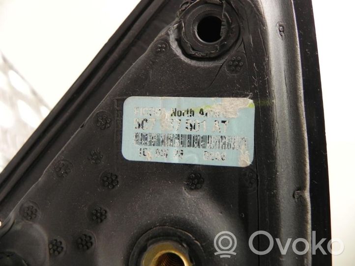 Volkswagen Jetta IV Elektryczne lusterko boczne drzwi przednich 5C7857501AT