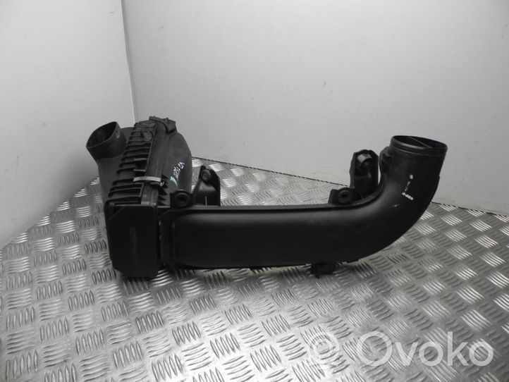 BMW 4 F32 F33 Boîtier de filtre à air 8507565