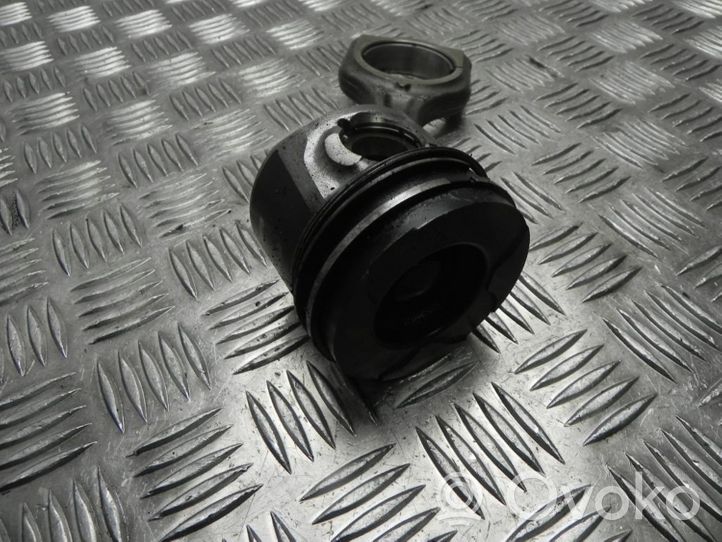 Citroen Berlingo Piston avec bielle 558045