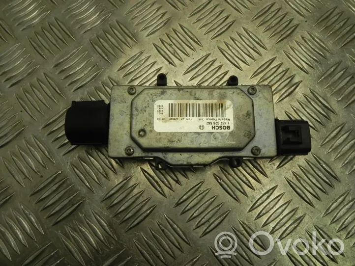 Ford Focus Motorino ventola riscaldamento/resistenza ventola 1137328567