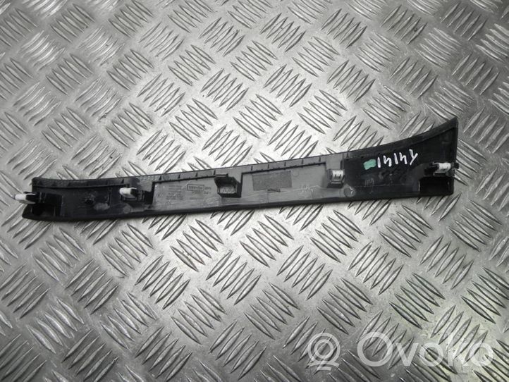 Nissan X-Trail T32 Radio/GPS head unit trim 684114CE0A