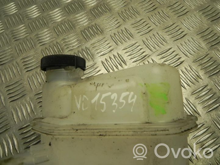 Toyota Yaris Serbatoio di compensazione del liquido refrigerante/vaschetta 15