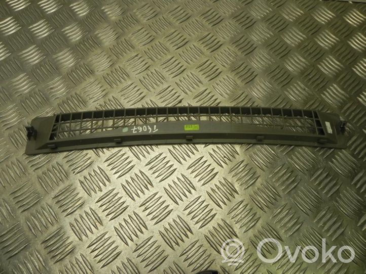 Renault Koleos I Radio/GPS head unit trim 68745JY00A