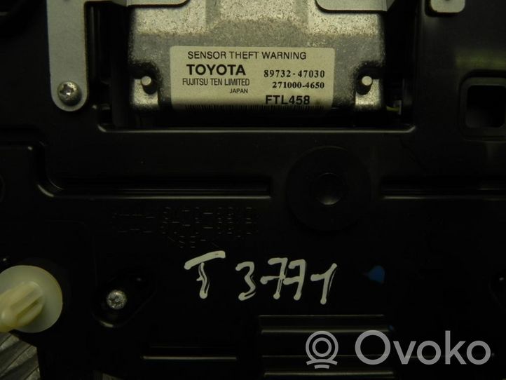 Toyota Prius (XW30) Altre luci abitacolo 8973247030