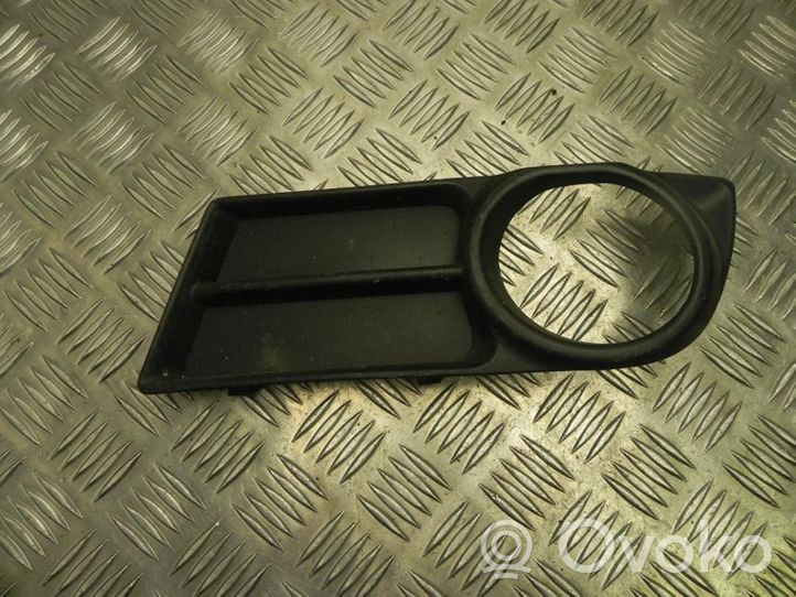 Toyota Corolla Verso AR10 Grille de calandre avant 521280F020