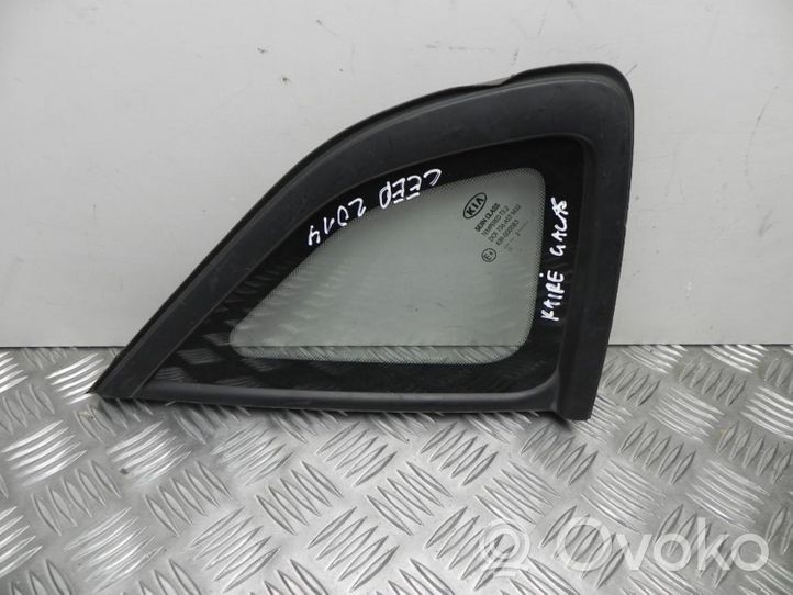 KIA Ceed Vetro del deflettore della portiera anteriore - quattro porte 87810A2000