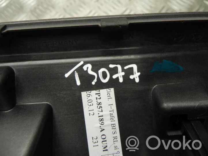 Volkswagen Touareg II Radio/GPS head unit trim 7P2857221