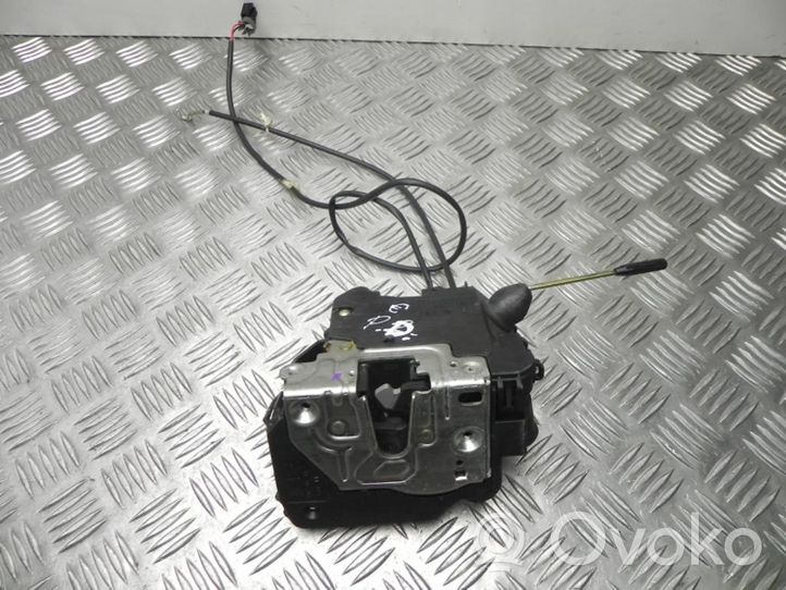 Mercedes-Benz C AMG W204 Front door lock 004138112635