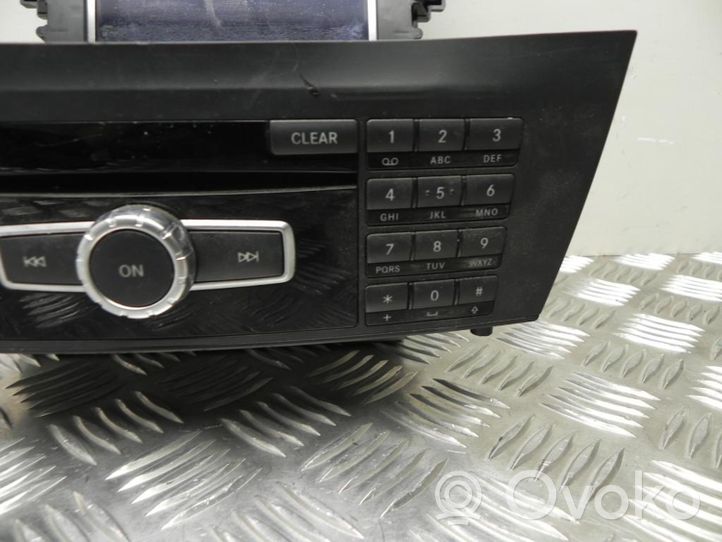 Mercedes-Benz C AMG W204 Radija/ CD/DVD grotuvas/ navigacija A2049003914