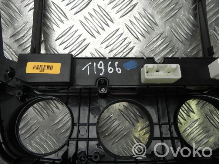 KIA Ceed Konsola środkowa / Radio / GPS 847401H910