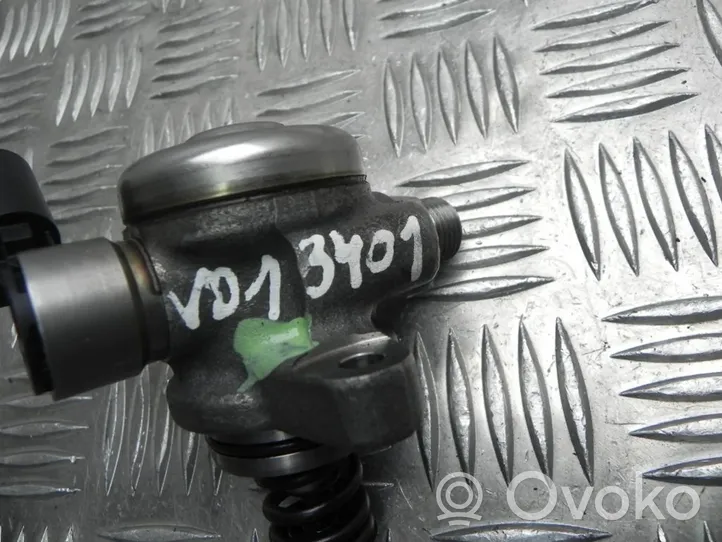 Skoda Fabia Mk3 (NJ) Pompe d'injection de carburant à haute pression 04E127027N