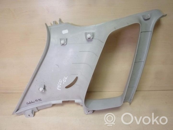 Volkswagen Polo IV 9N3 Rivestimento montante (C) 6Q4867288B