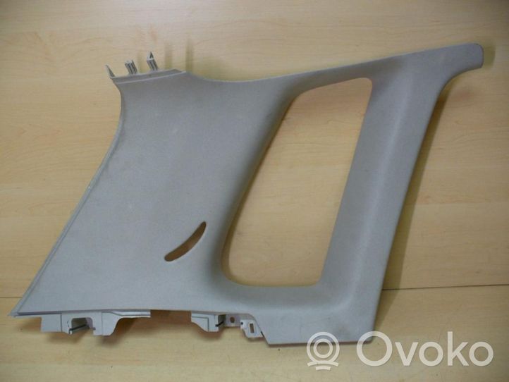 Volkswagen Polo IV 9N3 (C) garniture de pilier 6Q4867287B