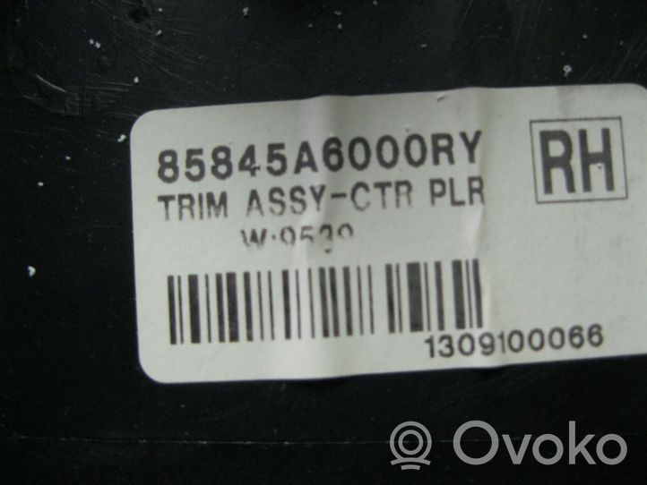 Hyundai i30 (B) pillar trim (bottom) 85845A6000