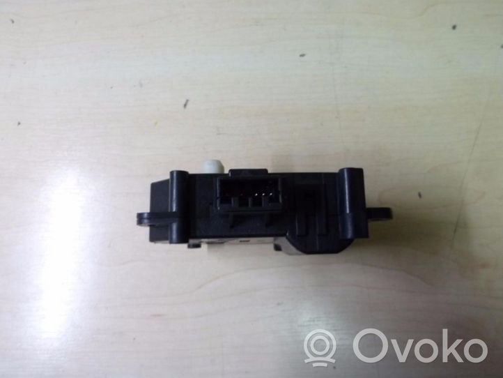 Honda Civic IX Moteur / actionneur de volet de climatisation 1138003440