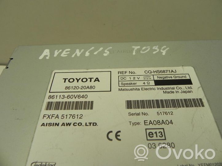 Toyota Avensis T270 Unité principale radio / CD / DVD / GPS 8611360V640