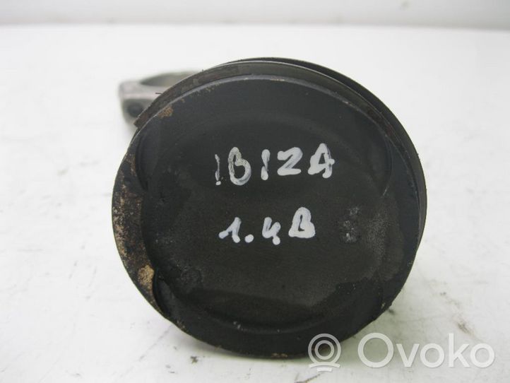 Seat Ibiza IV (6J,6P) Piston avec bielle 07617547