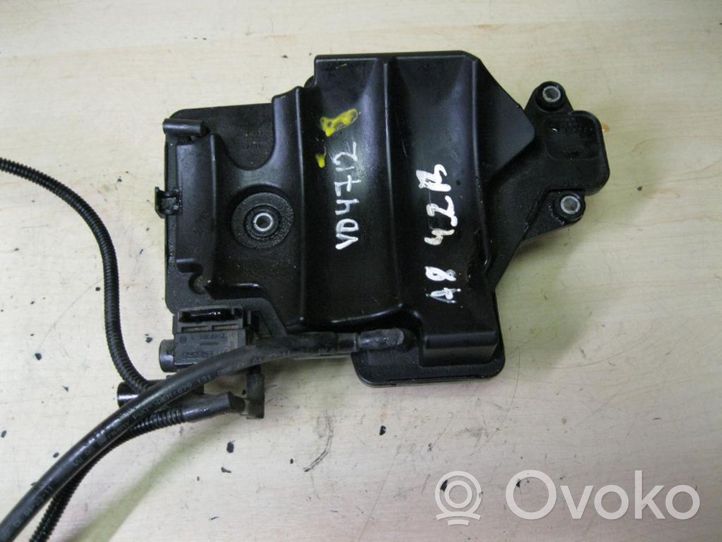 Audi A8 S8 D4 4H Odpowietrznik / Separator oleju 001079489J