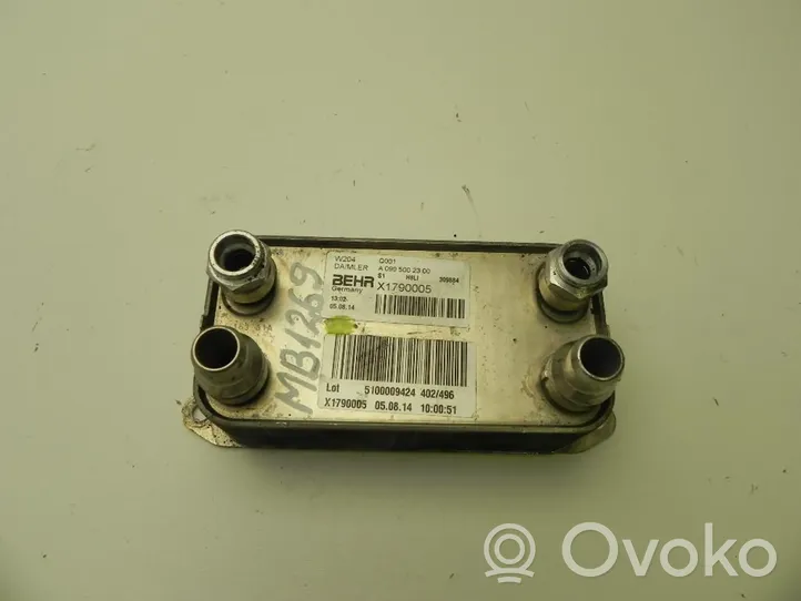 Mercedes-Benz SLK R172 Radiatore dell’olio del motore A0995002300