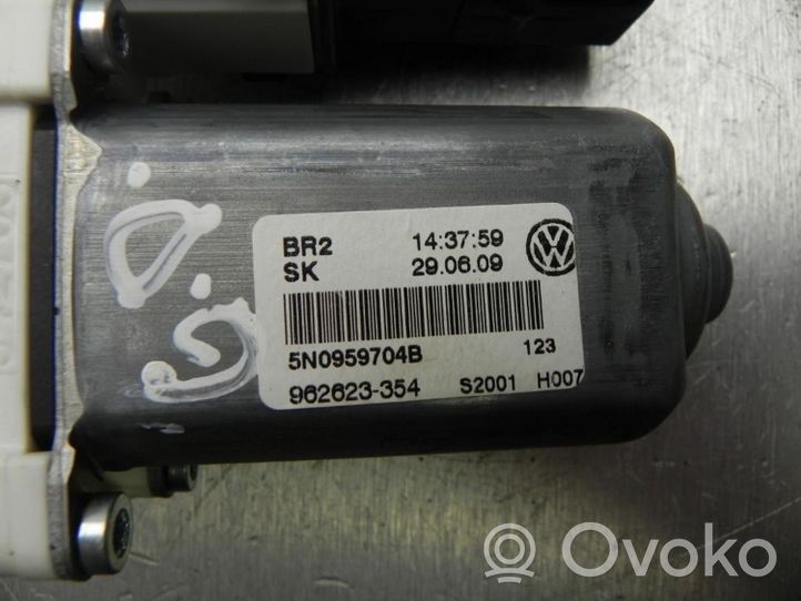 Volkswagen Tiguan Silniczek podnoszenia szyby drzwi tylnych 5N0959704B