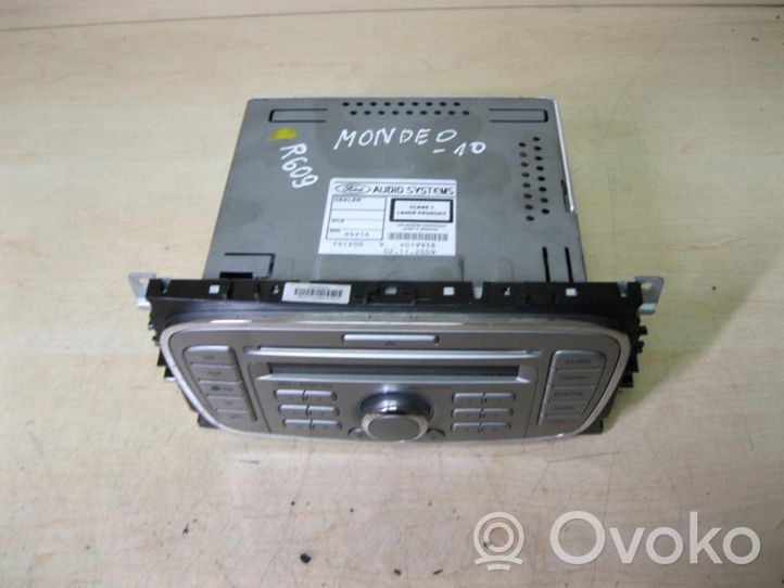 Ford Mondeo MK IV Радио/ проигрыватель CD/DVD / навигация 8S7T18C815AC