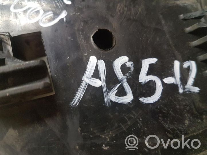 Audi A8 S8 D2 4D Staffa di rinforzo montaggio del paraurti anteriore 4D0807571A