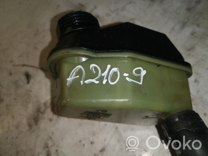 Volvo V50 Réservoir de liquide de frein 4N513531DC