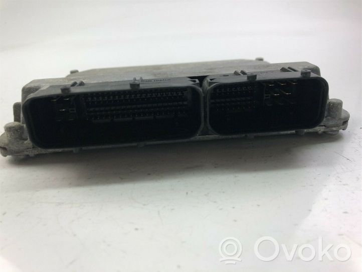 Skoda Fabia Mk1 (6Y) Other control units/modules 03E906033AN