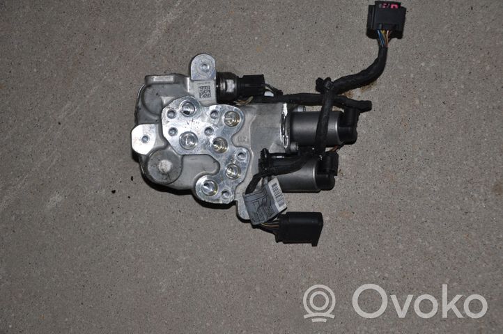 BMW 7 F01 F02 F03 F04 Compressore sospensioni pneumatiche 6775258