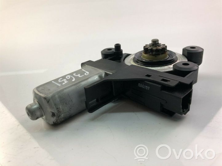 Volvo S80 Front door window regulator motor 970714101