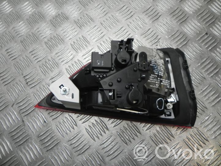 BMW 2 F46 Lampa tylna 7491350