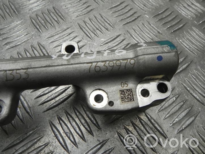 BMW 2 F22 F23 Kraftstoffverteiler Einspritzleiste 7639979